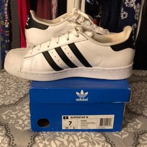Adidas Superstar